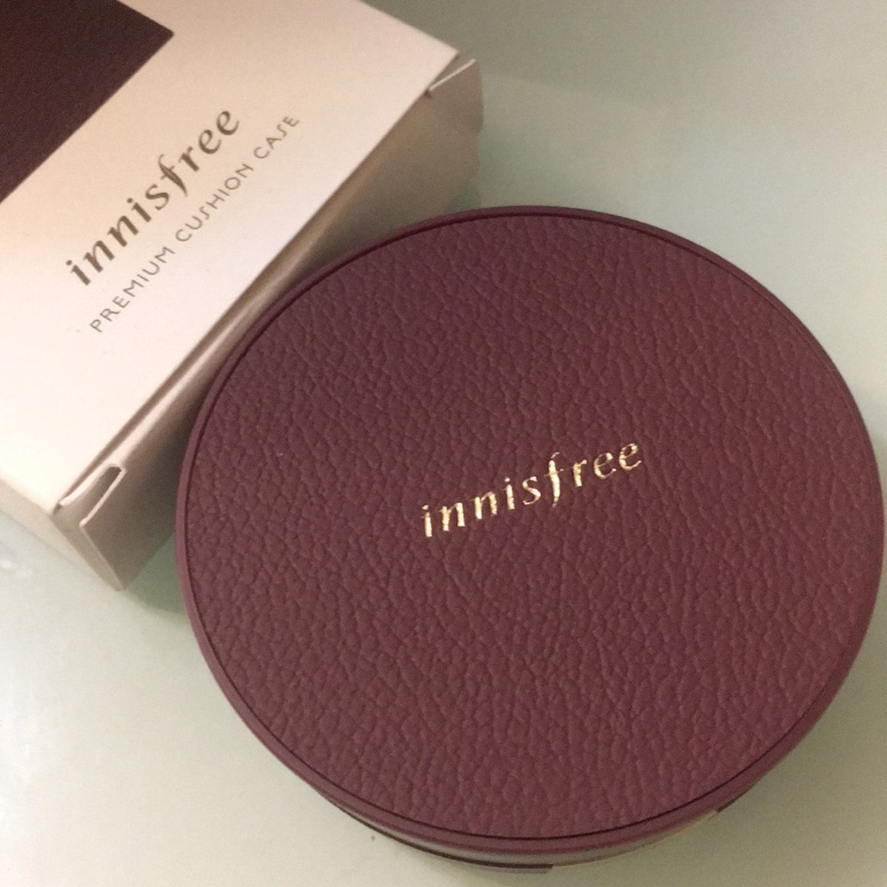 Innisfree Premium Cushion Case Purple Leather LE